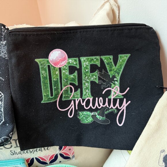 Cosmetic Bag Bundle - 9 bags - Picture 3 of 10